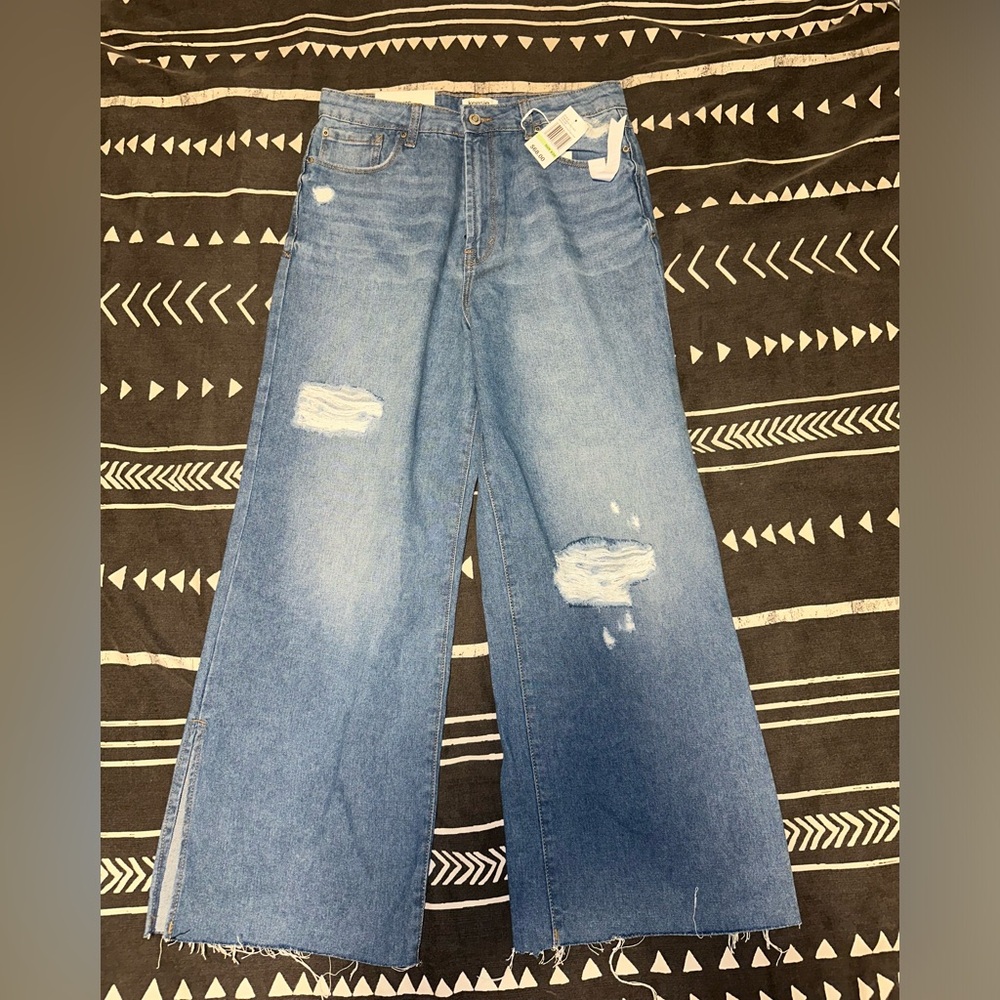 🌵 NWT Kenzie wide leg ankle jeans 🌵